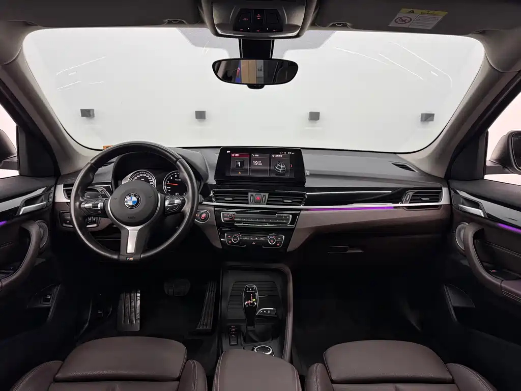 BMW X1 2022 sDrive25Li Leading Model купить на сайте DeffCars