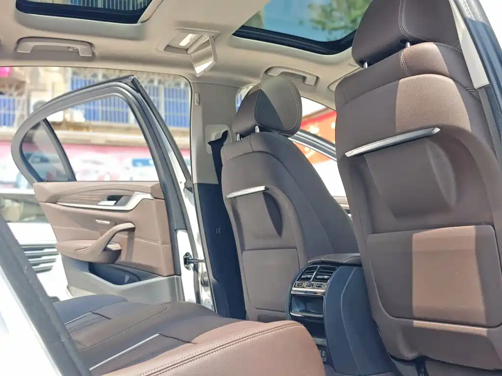 BMW 5 Series 2021 530Li Leading Luxury Package купить на сайте DeffCars