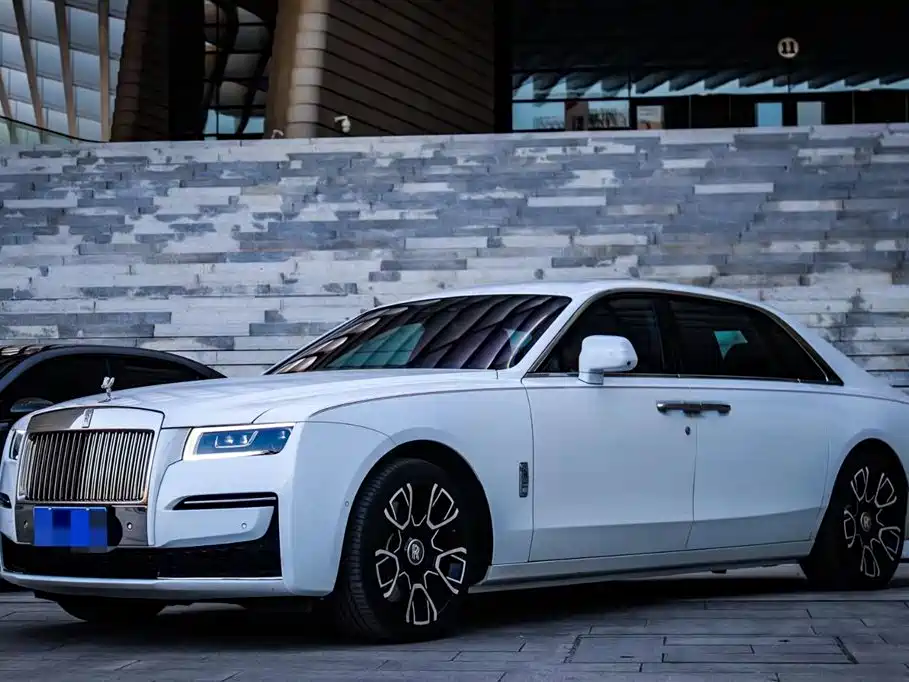 Ghost 2021 6.7T long wheelbase version купить на сайте DeffCars