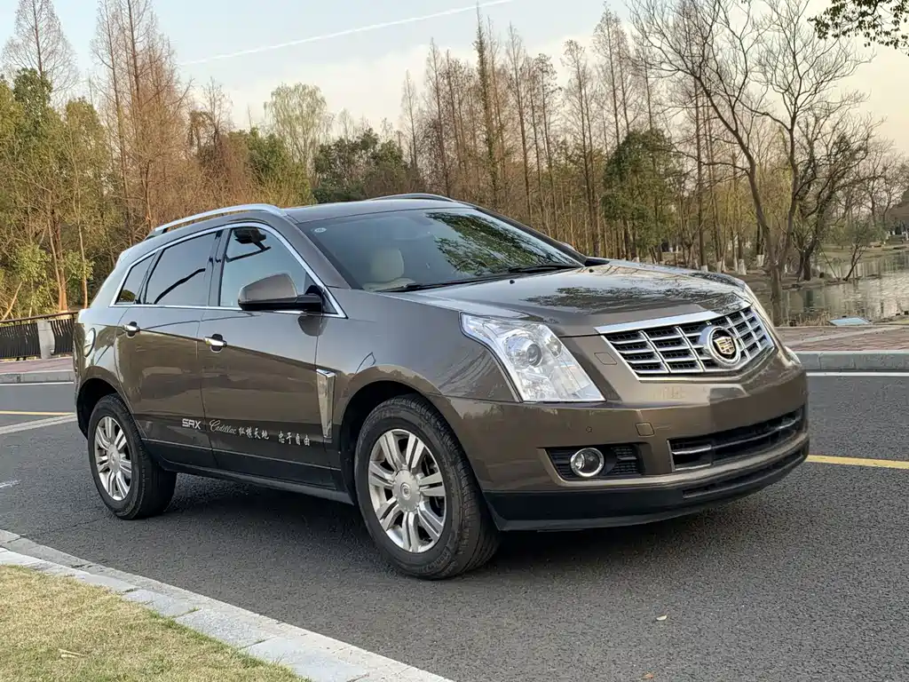 Cadillac SRX 2015 3.0L Elite купить на сайте DeffCars