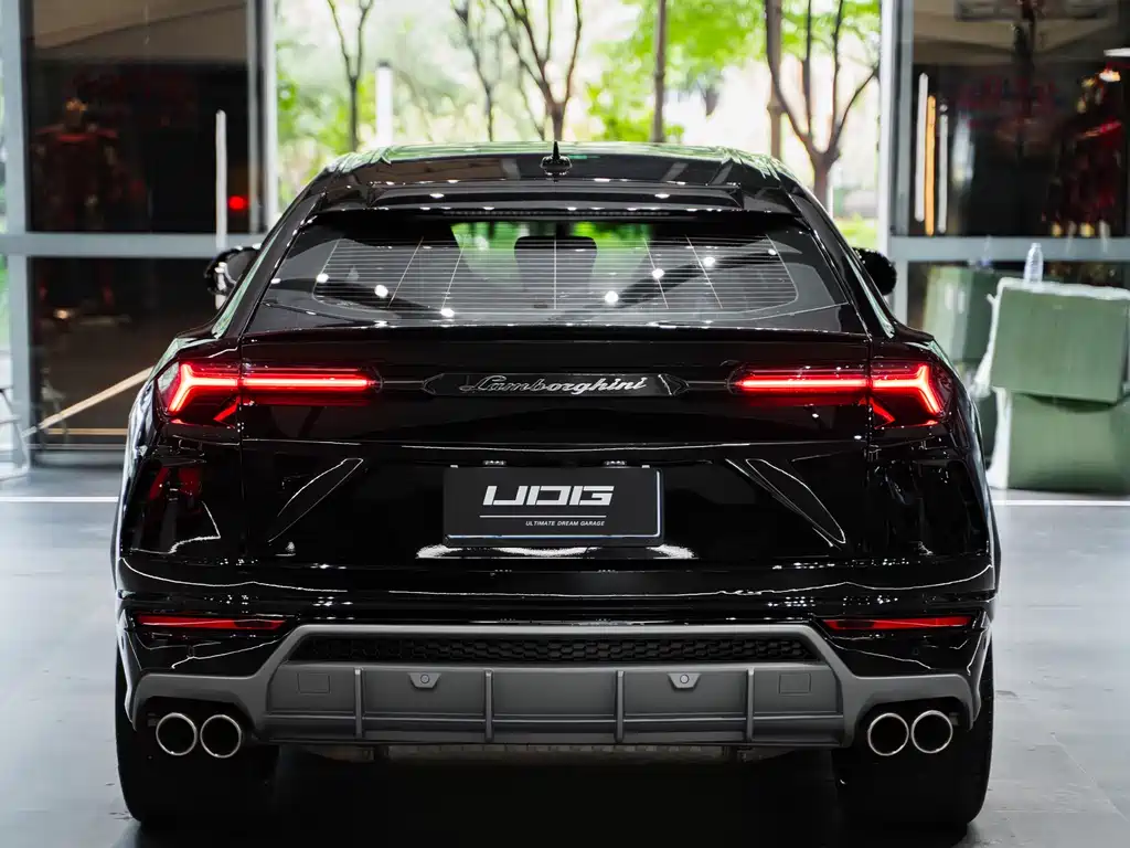 Urus 2021款 4.0T V8 купить на сайте DeffCars