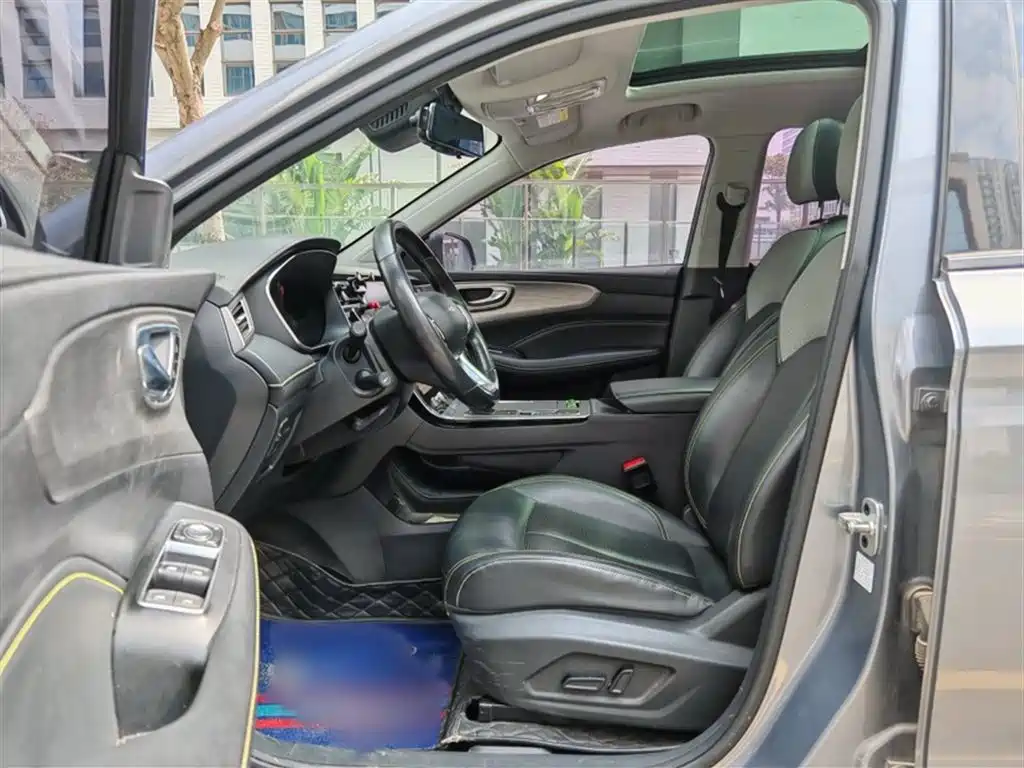 Roewe RX5 2020 PLUS 300TGI Automatic Ali Guochao Ronglin Edition купить на сайте DeffCars