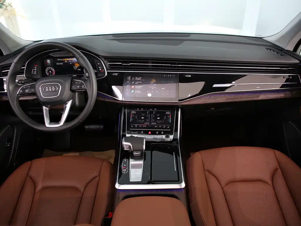 Audi Q7 2022 55 TFSI quattro S line sports купить на сайте DeffCars