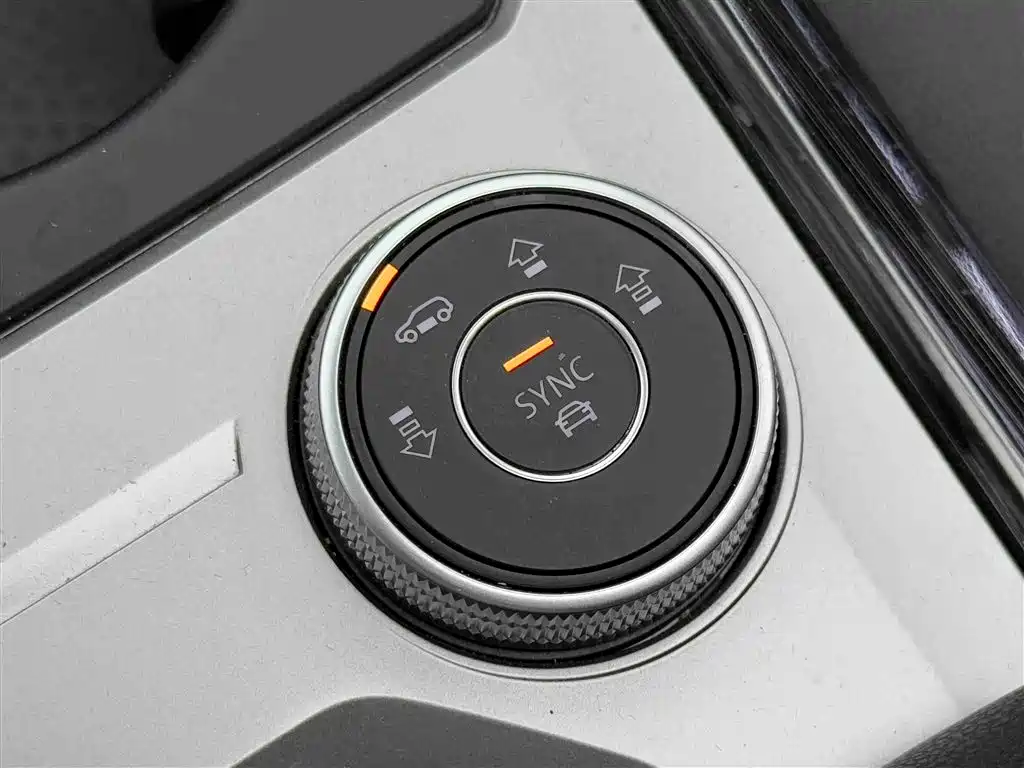 Touareg 2022 2.0TSI Pilot Special Edition купить на сайте DeffCars
