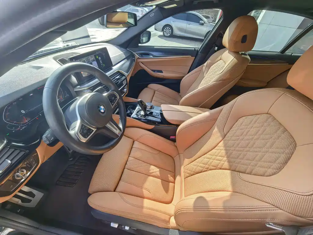 BMW 5 Series (Imported) 2021 525i M Sports Package купить на сайте DeffCars