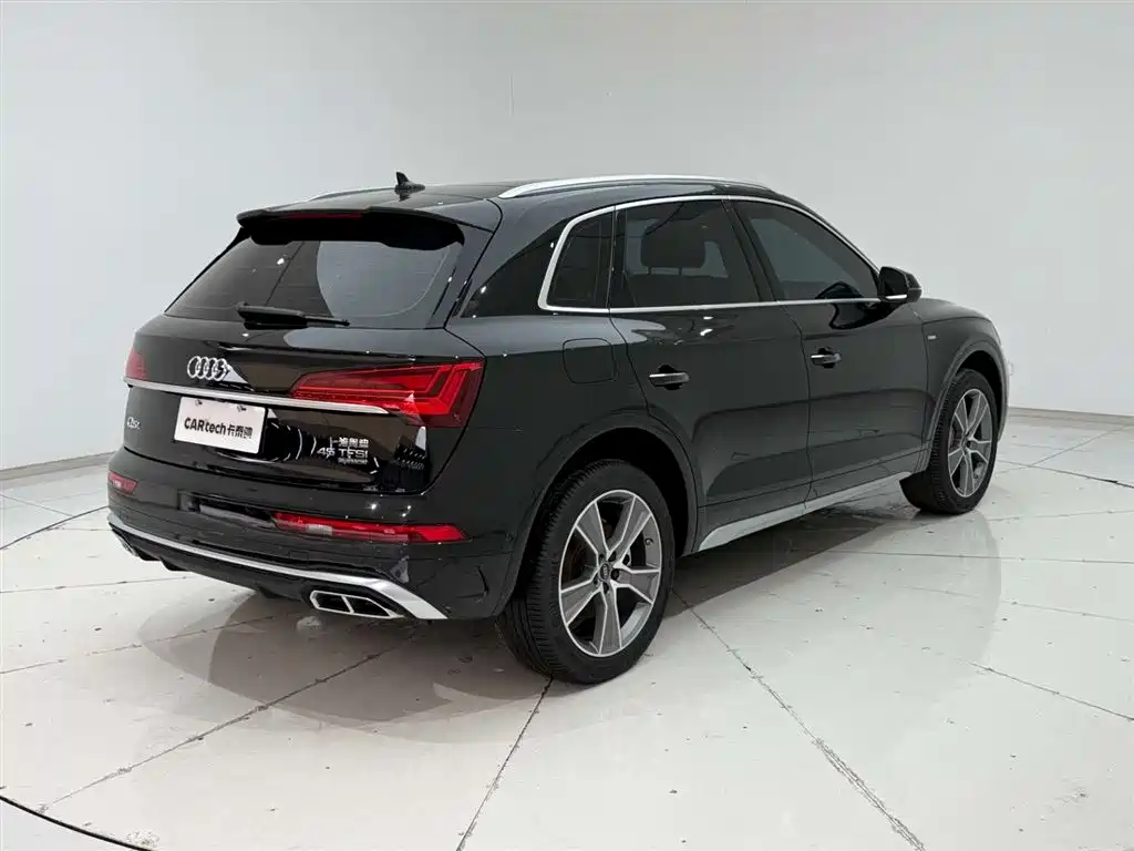 Audi Q5L 2022 facelift 45T luxury and dynamic model купить на сайте DeffCars