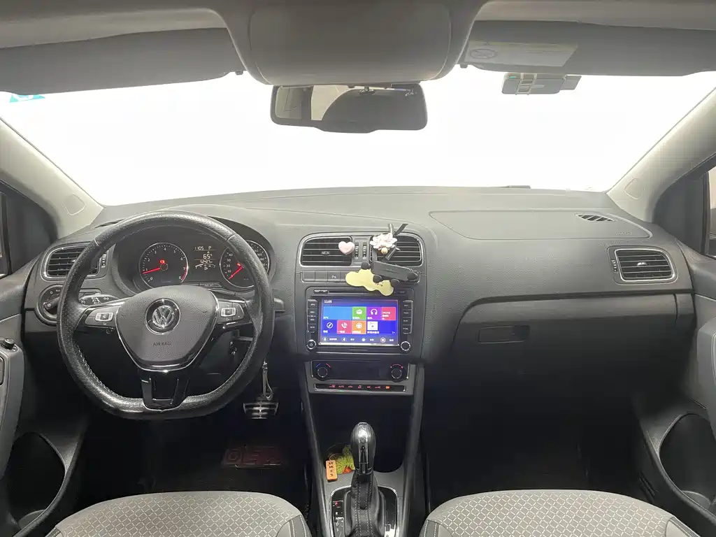 Polo 2014 1.6L Cross Polo automatic купить на сайте DeffCars