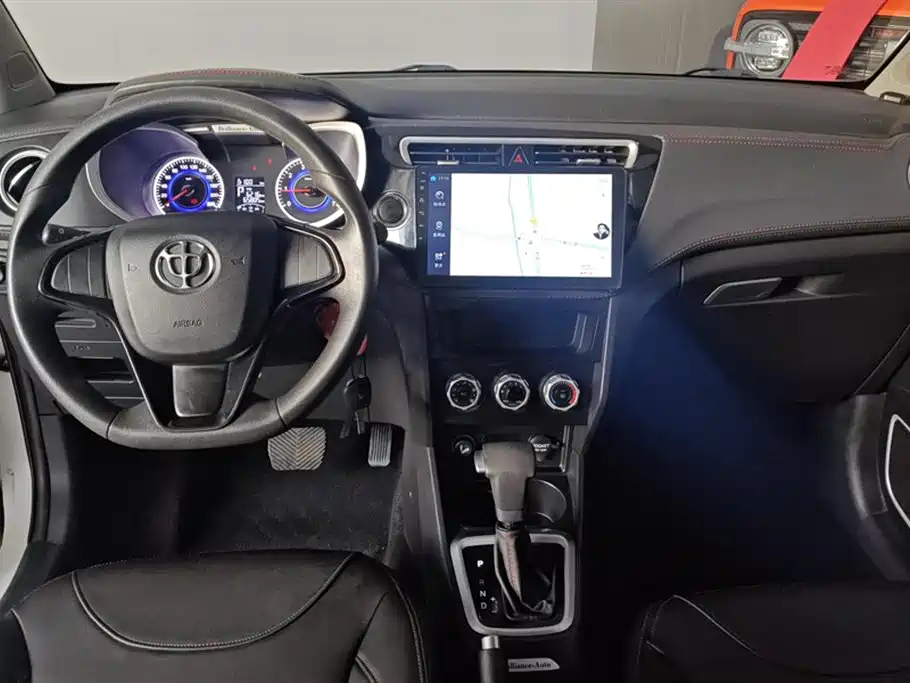 Zhonghua V3 2016 1.5L automatic comfort type купить на сайте DeffCars