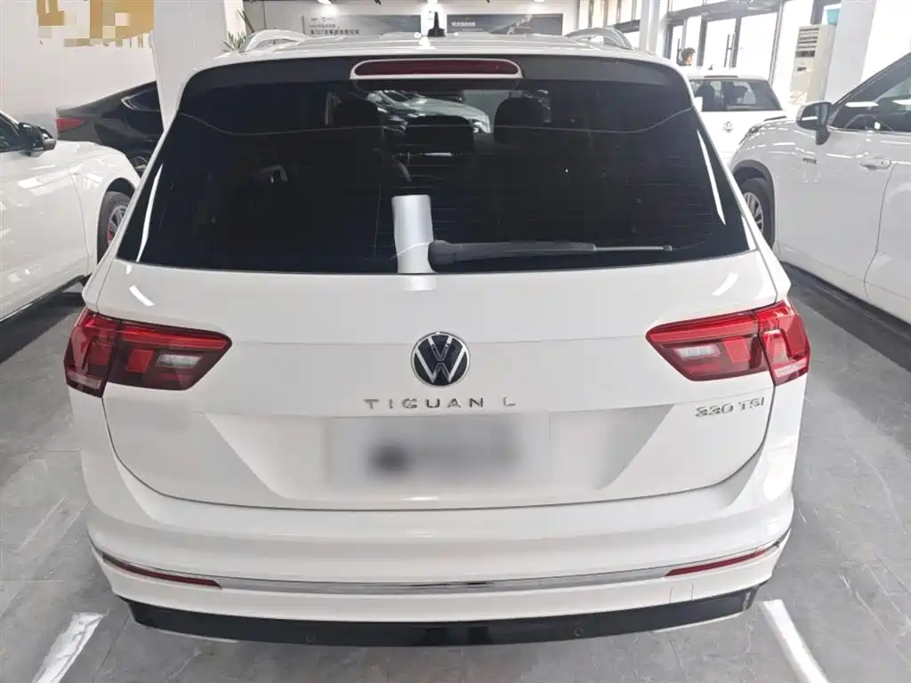 Tiguan L 2021 330TSI automatic two-wheel drive R-Line version купить на сайте DeffCars