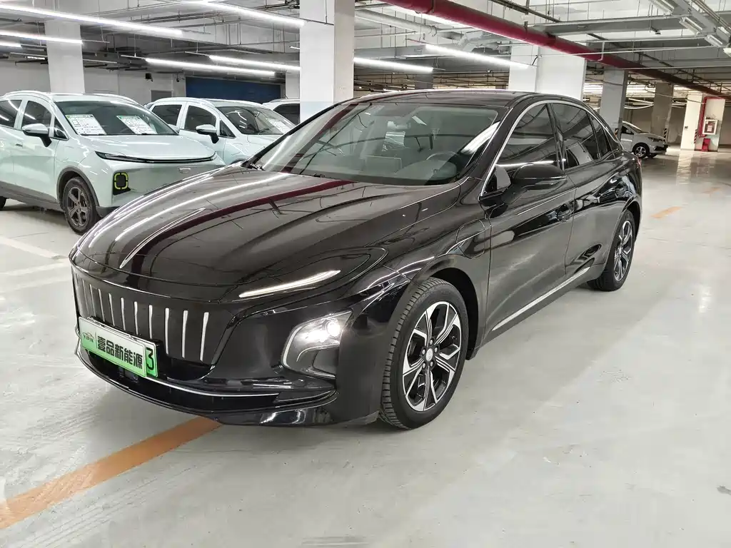 Hongqi E-QM5 2021 Charging Flagship Edition купить на сайте DeffCars