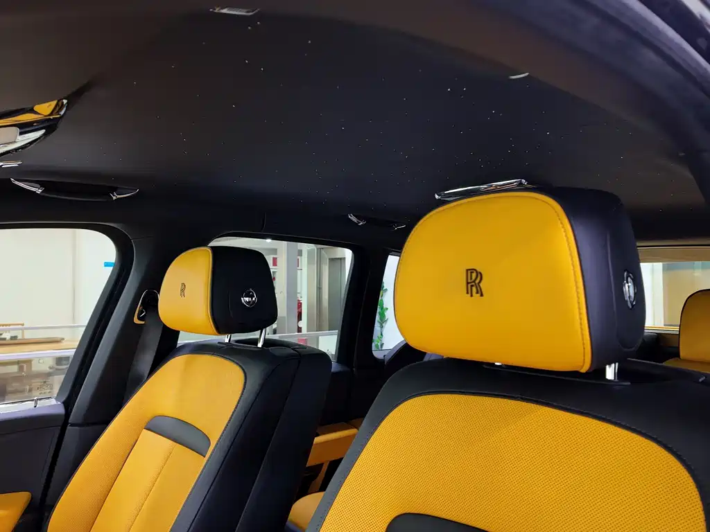 Cullinan 2024 Black Badge купить на сайте DeffCars