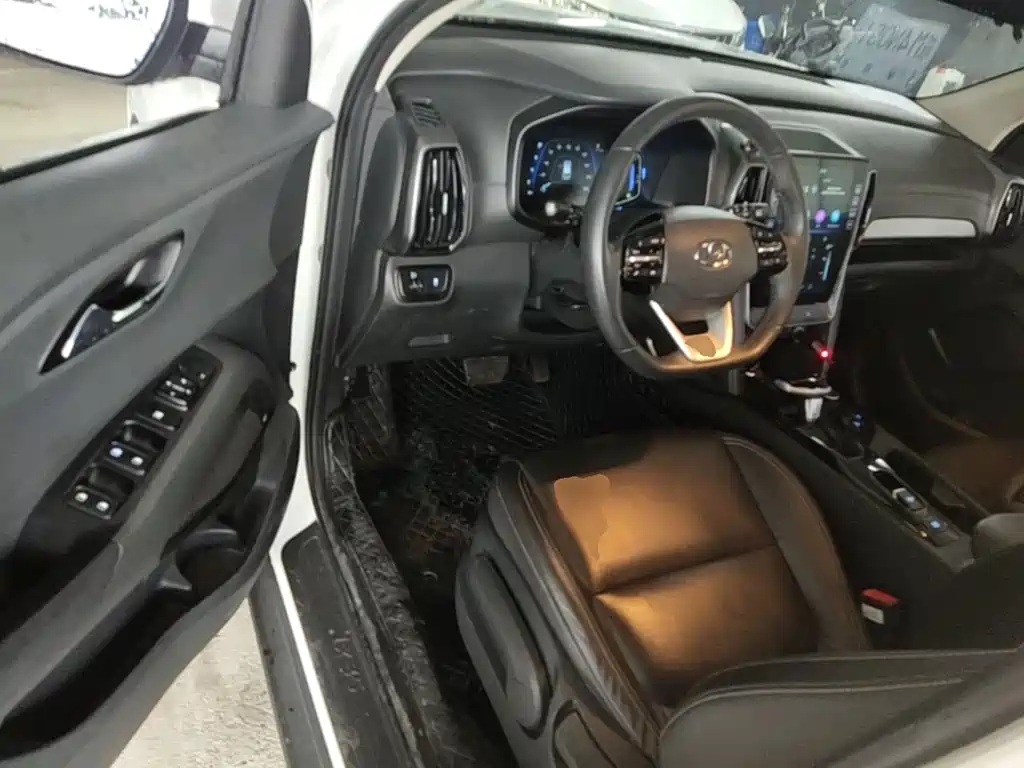 Beijing Hyundai ix35 2021 2.0L automatic two-wheel drive GLS leading version купить на сайте DeffCars