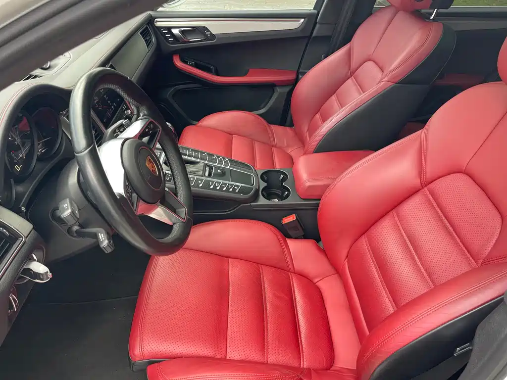 Macan 2017 Turbo 3.6T купить на сайте DeffCars