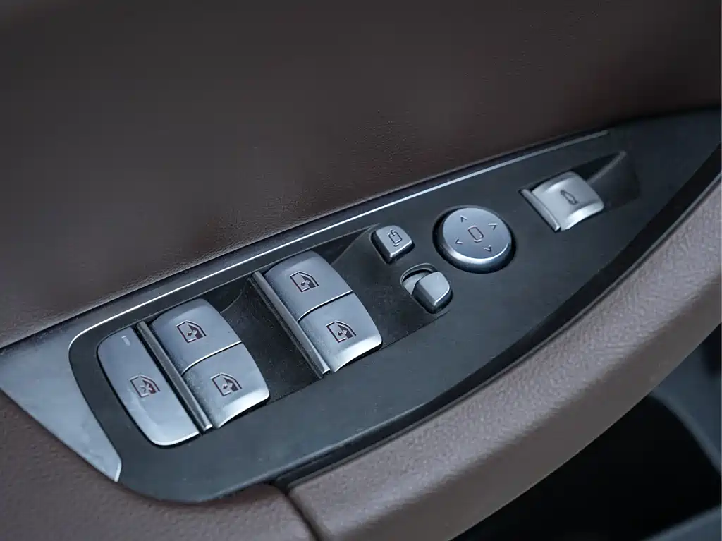 BMW X3 2022 facelift xDrive25i M sports package купить на сайте DeffCars