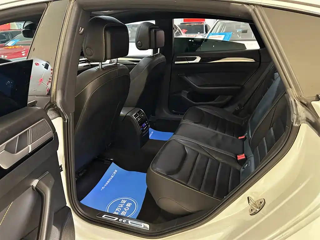 FAW-Volkswagen CC 2021 380TSI eye-catching version купить на сайте DeffCars