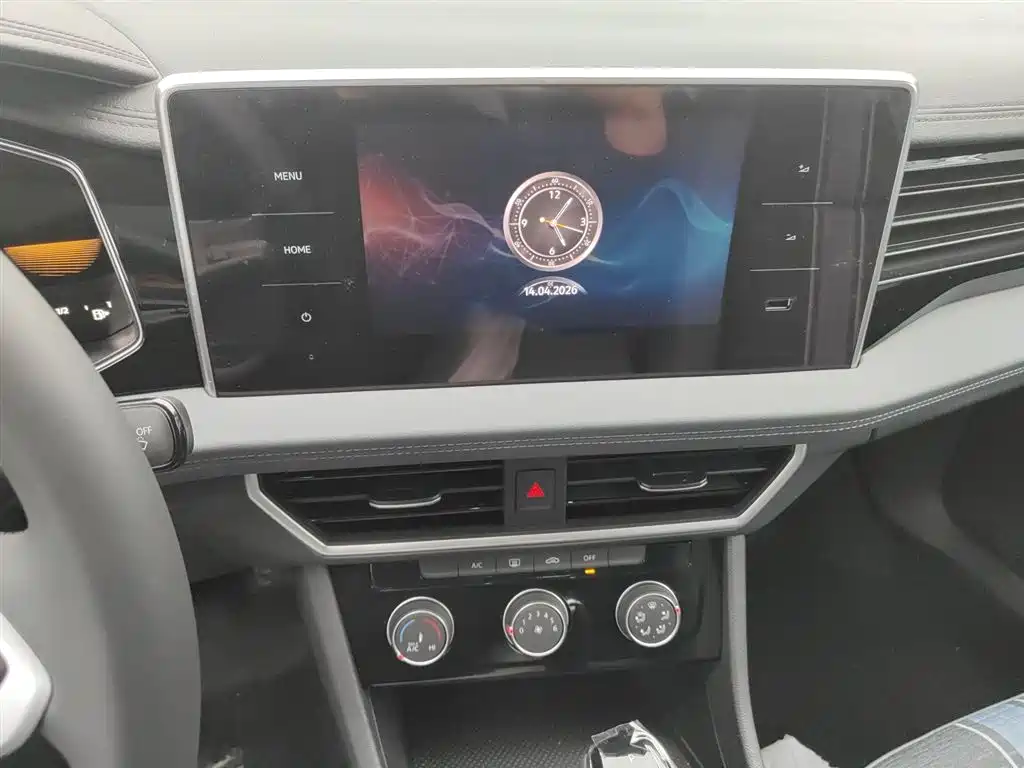 Sagitar 2025 facelift 200TSI DSG flyover version купить на сайте DeffCars