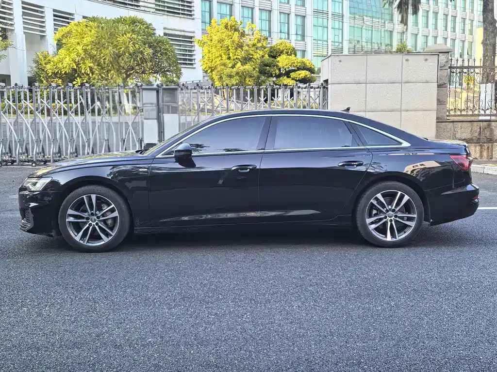 Audi A6L 2019 40 TFSI luxury and dynamic model купить на сайте DeffCars