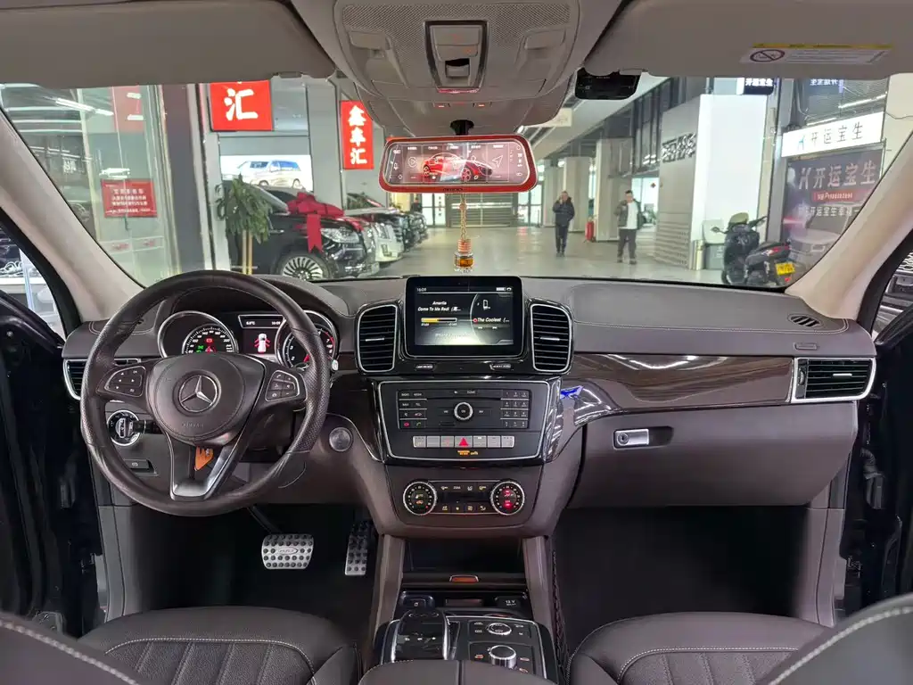 Mercedes-Benz GLS 2018 GLS 400 4MATIC Dynamic купить на сайте DeffCars