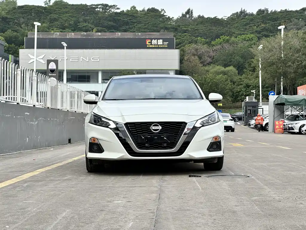 Teana 2021 2.0L XL Comfort Edition купить на сайте DeffCars