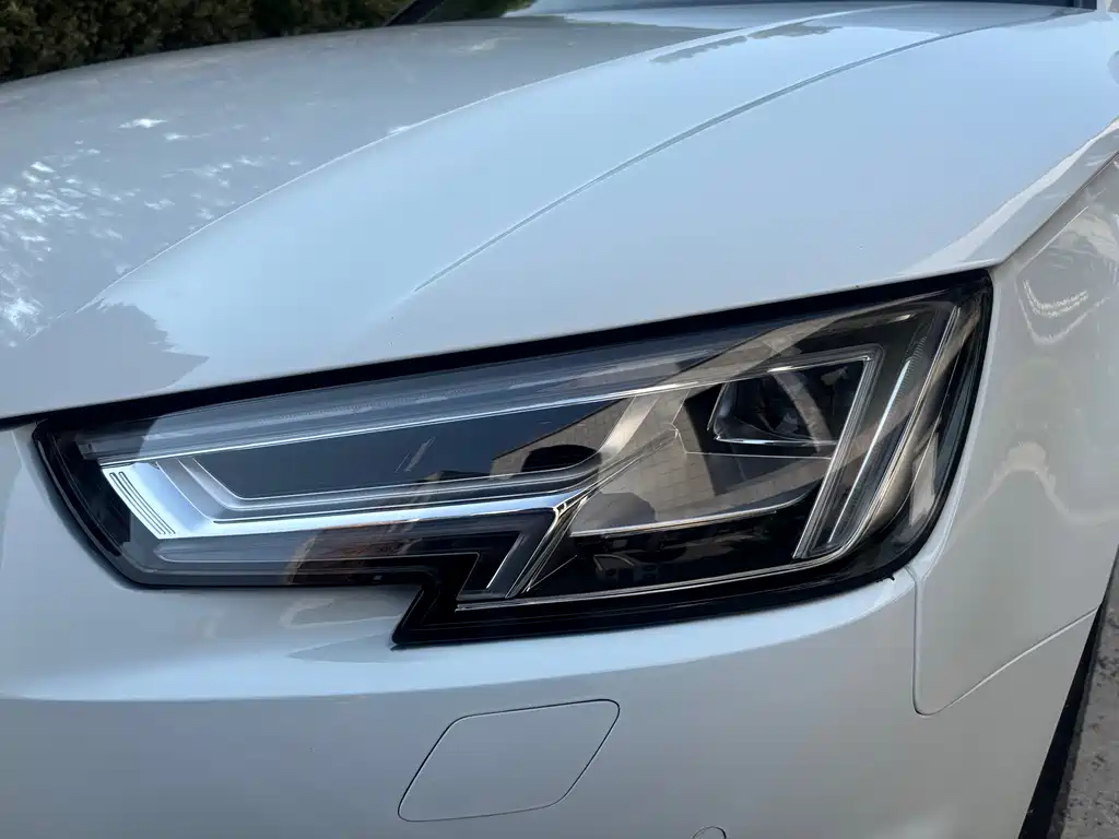 Audi A4L 2019 40 TFSI Enterprising National V купить на сайте DeffCars