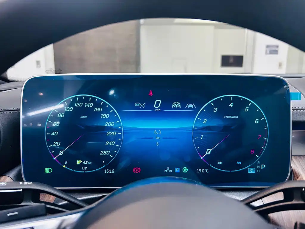 Mercedes-Benz C-Class 2026 C 260 L купить на сайте DeffCars