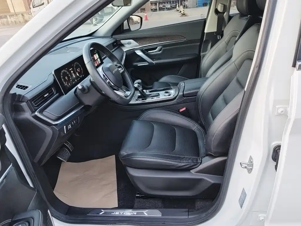 Jietu X70 PLUS 2021 facelift 1.6T DCT ground 7 seats купить на сайте DeffCars