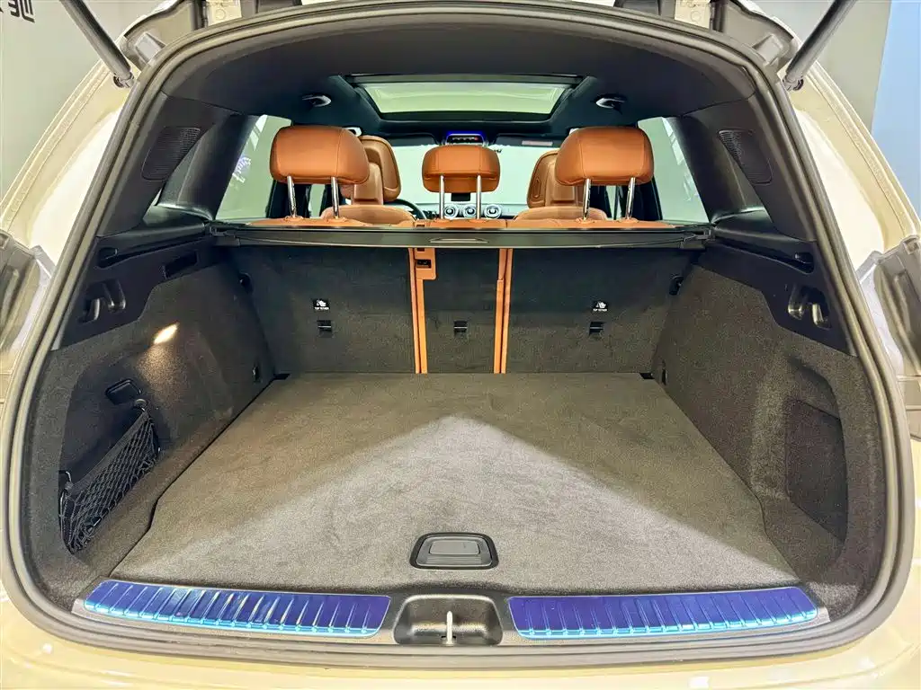 Mercedes-Benz GLC 2025 GLC 260 L 4MATIC luxury model купить на сайте DeffCars