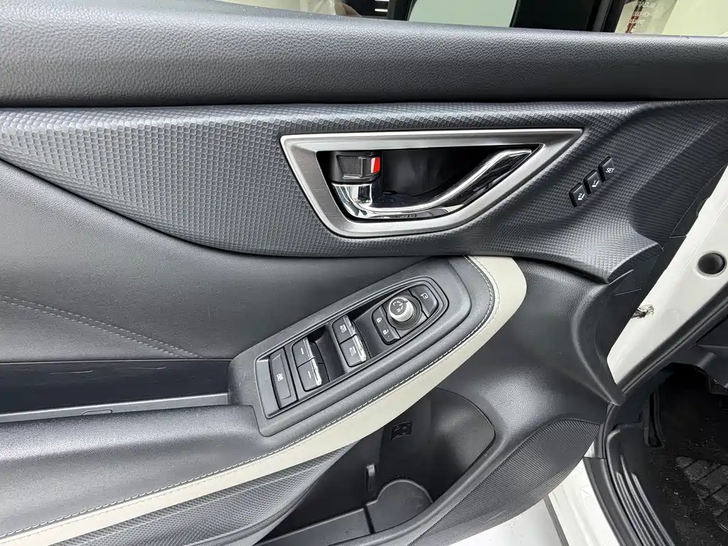 Forester 2022 2.0i AWD Deluxe Edition EyeSight купить на сайте DeffCars