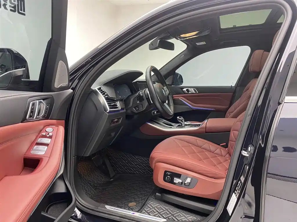 BMW X5 2022 facelift xDrive 40Li M sports package купить на сайте DeffCars