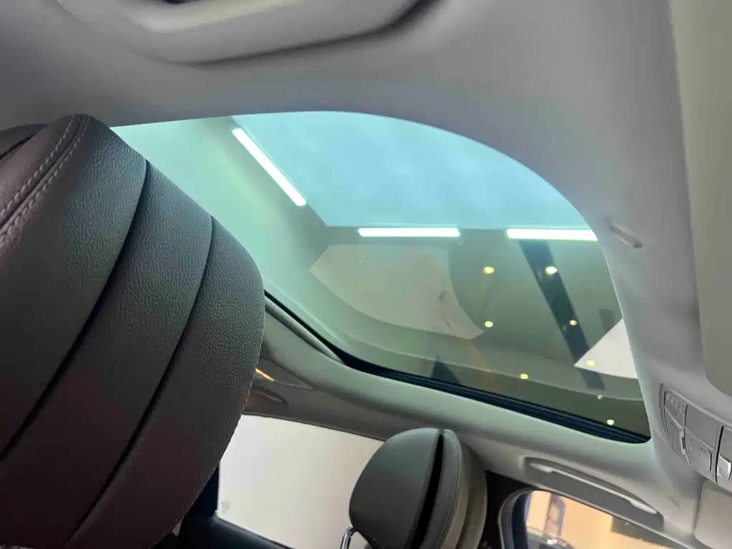 Mercedes-Benz E-Class 2023 E 300 L Luxury Model купить на сайте DeffCars