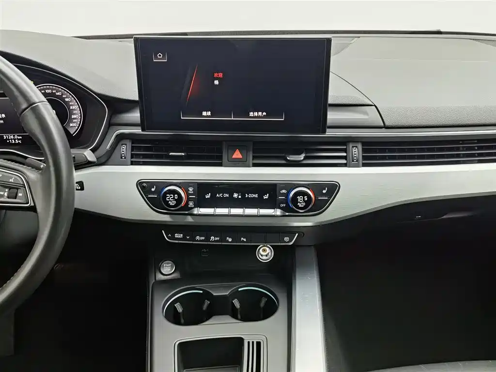 Audi A4L 2020 40 TFSI luxury and elegant model купить на сайте DeffCars
