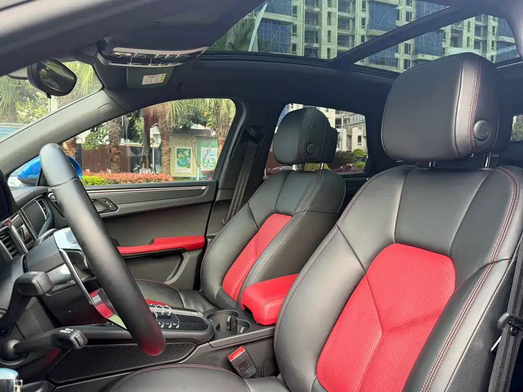 Macan 2017 Macan 2.0T купить на сайте DeffCars