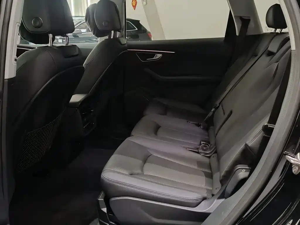 Audi Q7 2023 45 TFSI quattro S line sports купить на сайте DeffCars