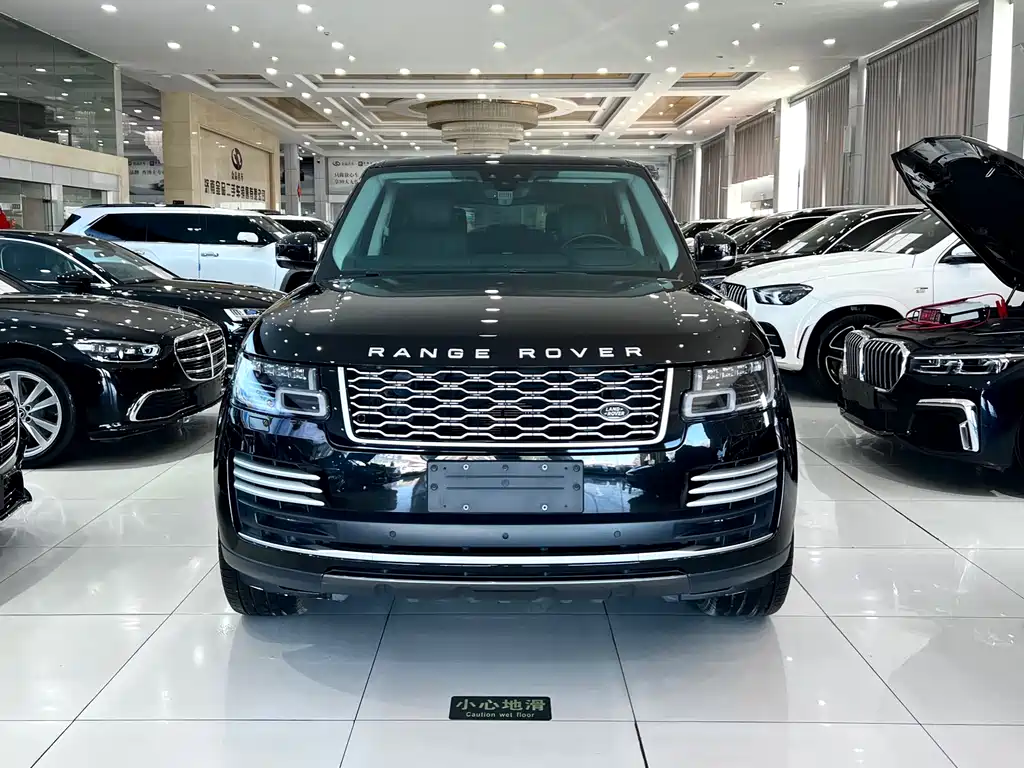 Range Rover 2021 3.0 L6 Legend Extended Classic Edition купить на сайте DeffCars