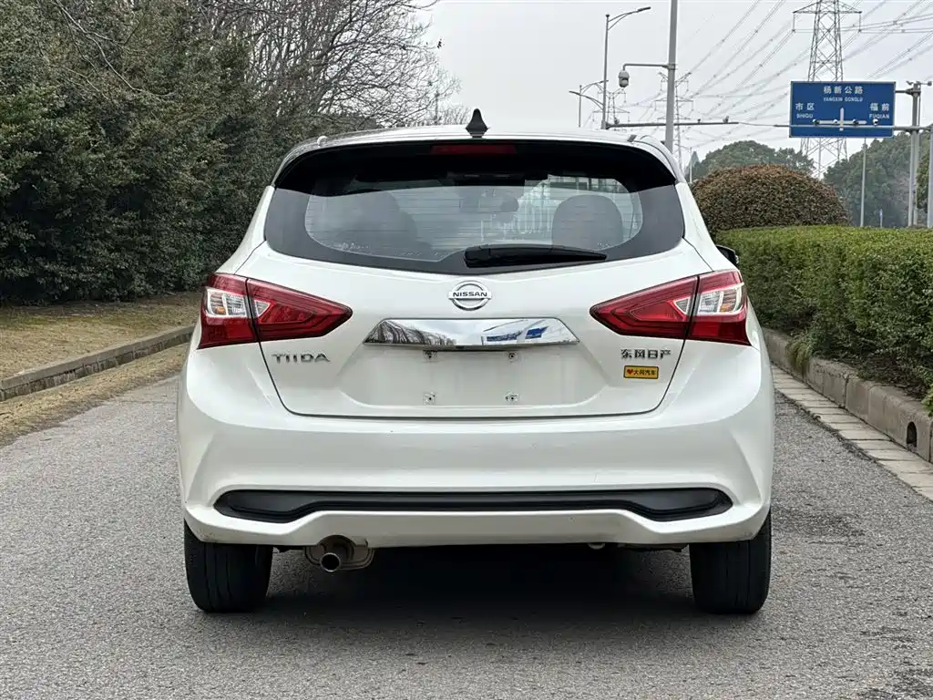 Tiida 2021 1.6L CVT Smart Travel Edition купить на сайте DeffCars