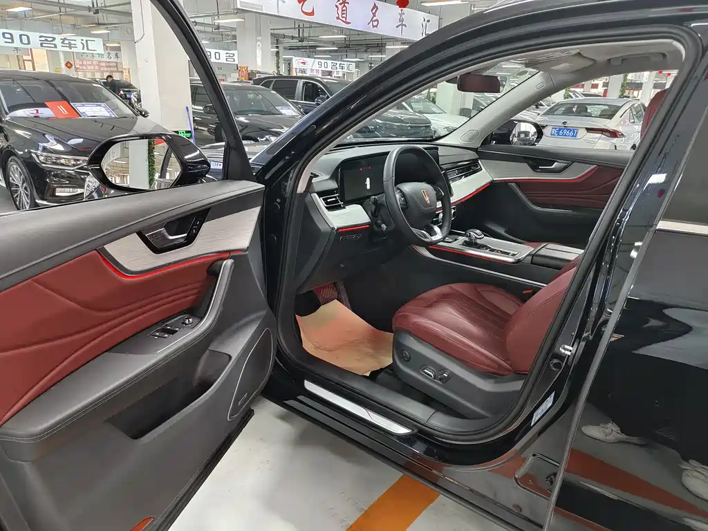 Hongqi HS5 2025 2.0T four-wheel drive Qixiang Pro version купить на сайте DeffCars