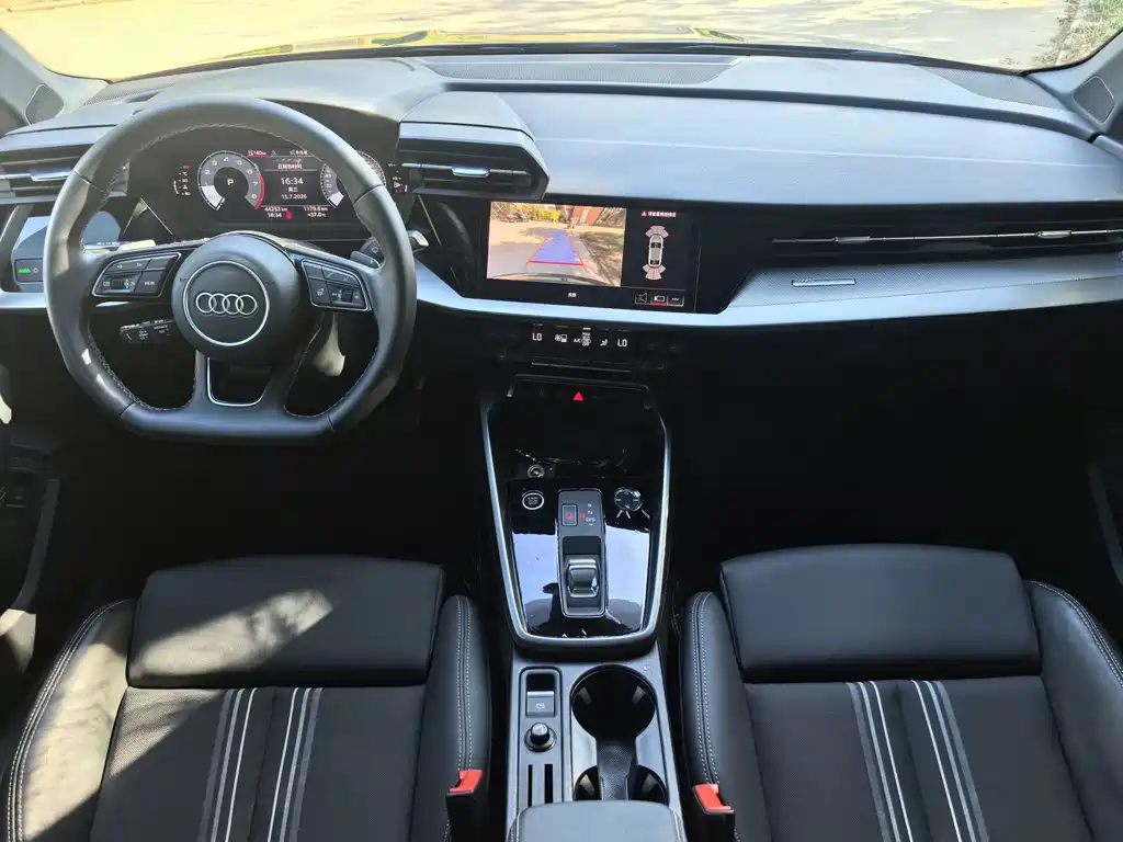 Audi A3 2023 A3L Limousine 35 TFSI Fashionable and Sporty купить на сайте DeffCars