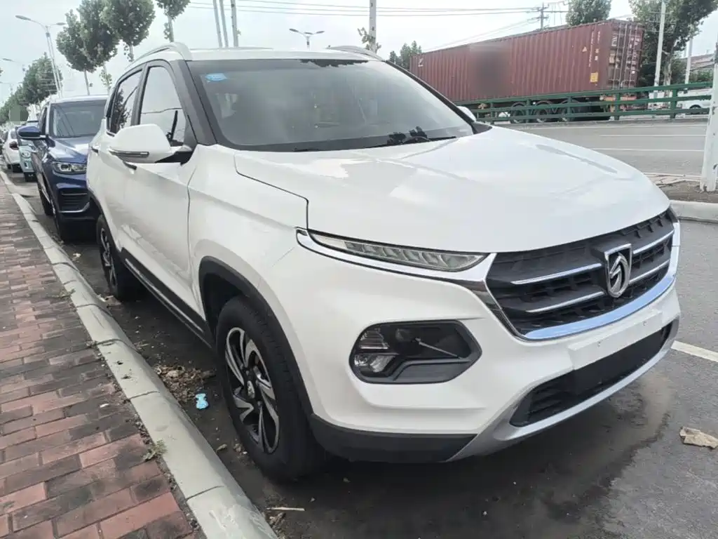Baojun 510 2017 1.5L automatic fashion model купить на сайте DeffCars