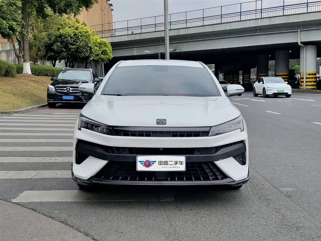 Sihaoyao 2021 1.5TGDI DCT Lightning RACE Edition купить на сайте DeffCars