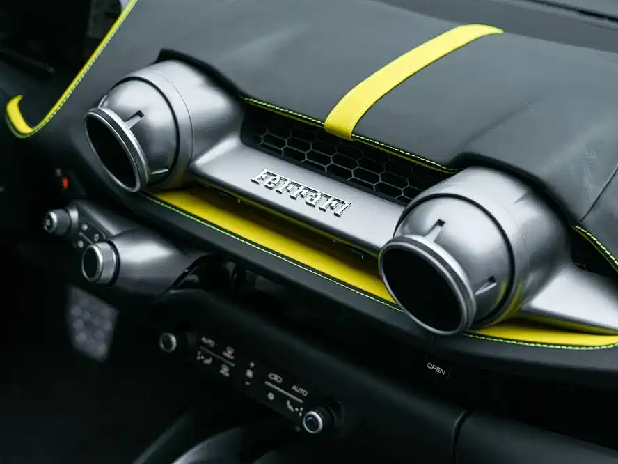 Ferrari 812 2017 6.5L Superfast купить на сайте DeffCars