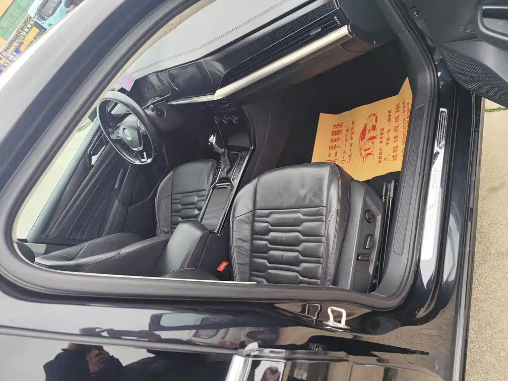 Passat 2019 330TSI Elite Edition National VI купить на сайте DeffCars