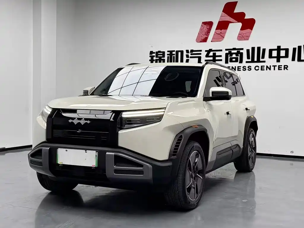 Titanium 3 2025 501KM four-wheel drive Max version купить на сайте DeffCars