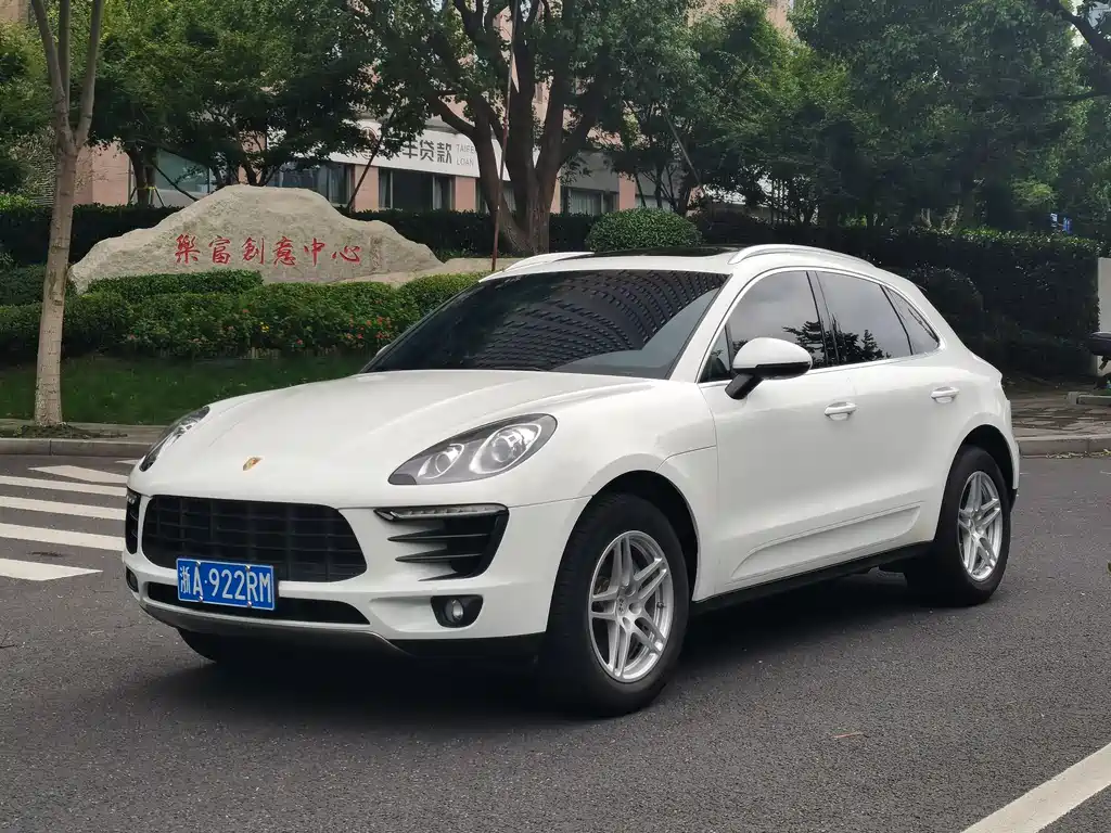 Macan 2016 Macan 2.0T купить на сайте DeffCars