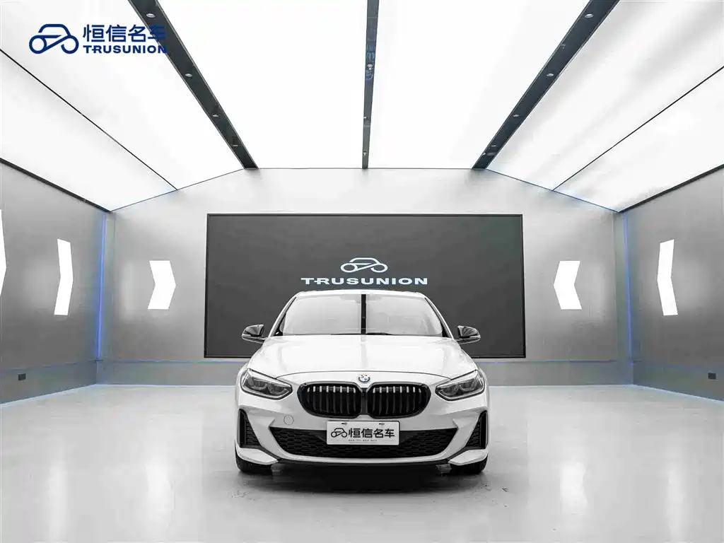 BMW 1 Series 2022 120i M Sports Night Edition купить на сайте DeffCars