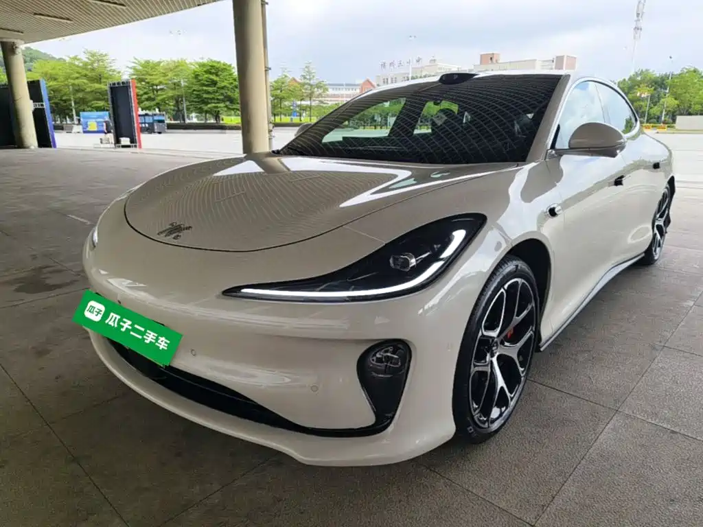 Zhiji L6 2025 Ultra купить на сайте DeffCars