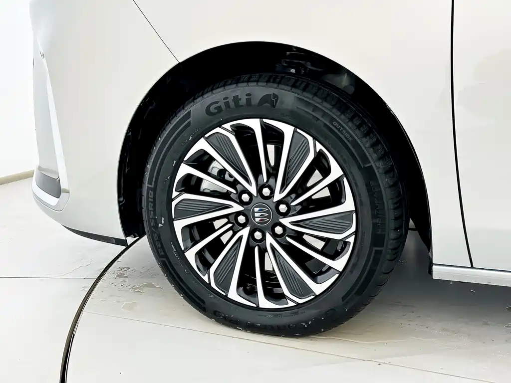 Buick GL8 New Energy 2025 Lu Shang Exclusive Edition 7 Seats купить на сайте DeffCars