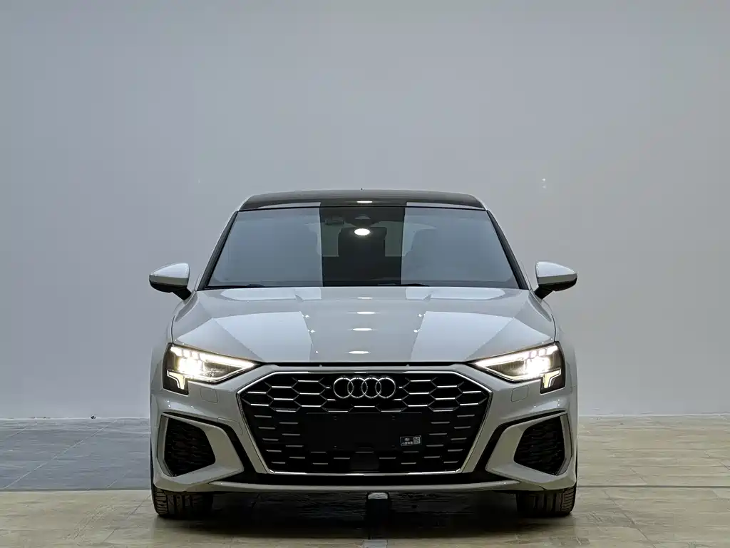 Audi A3 2021 Sportback 35 TFSI stylish and sporty купить на сайте DeffCars