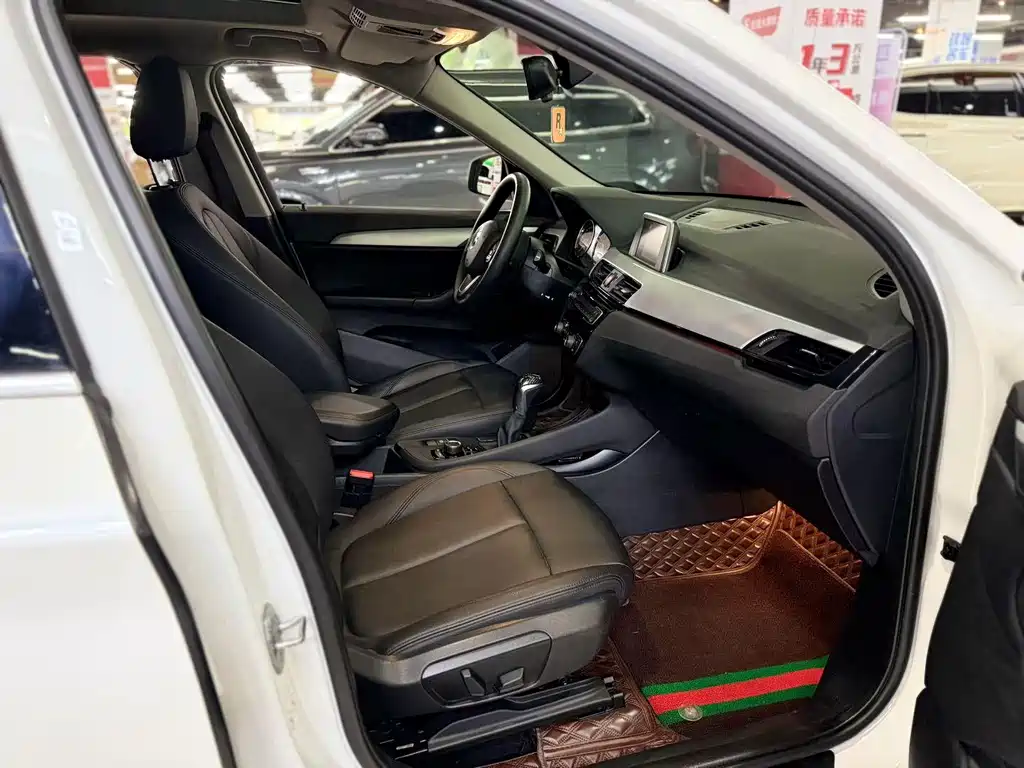 BMW X1 2019 sDrive20Li Leading Model купить на сайте DeffCars