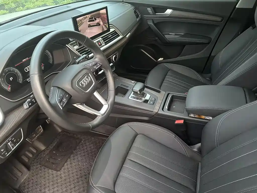 Audi Q5L 2023 40T Fashionable and Elegant Model купить на сайте DeffCars