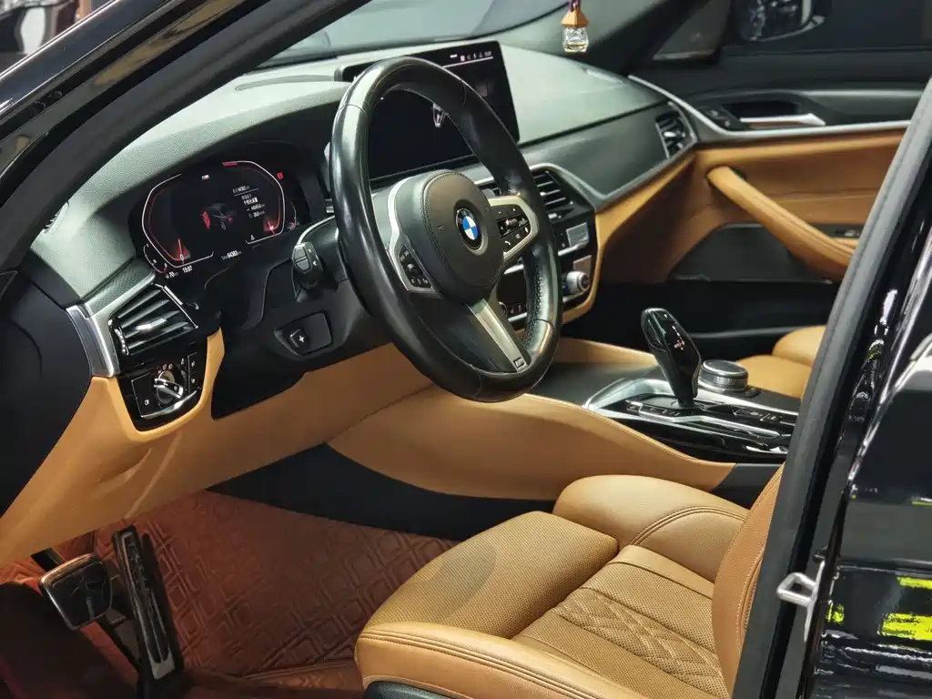 BMW 5 Series Imported 2021 530i M Sports Package купить на сайте DeffCars